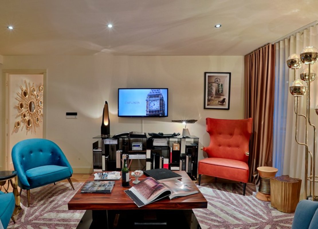 Visit From the Sofa - Showrooms Inspiration