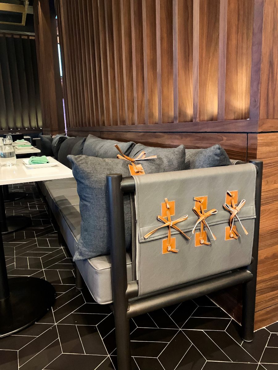 Tandem Design Interiors - Elegant Jade Restaurant at JW Marriott