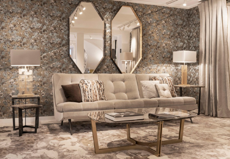 Stunning and luxurious Gallerys from Paris