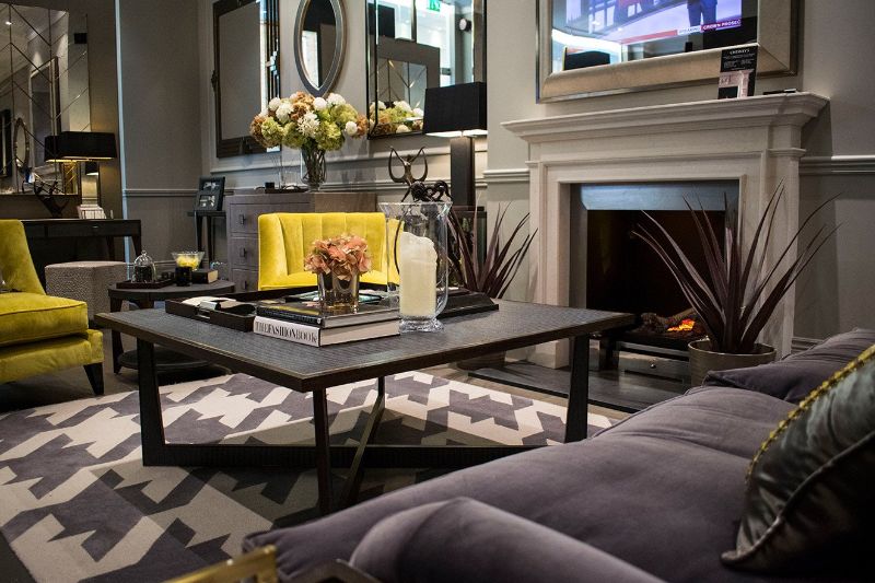 Showrooms in London