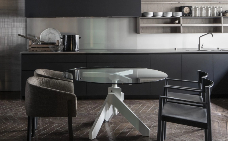 Stunning and luxurious Gallerys from Paris