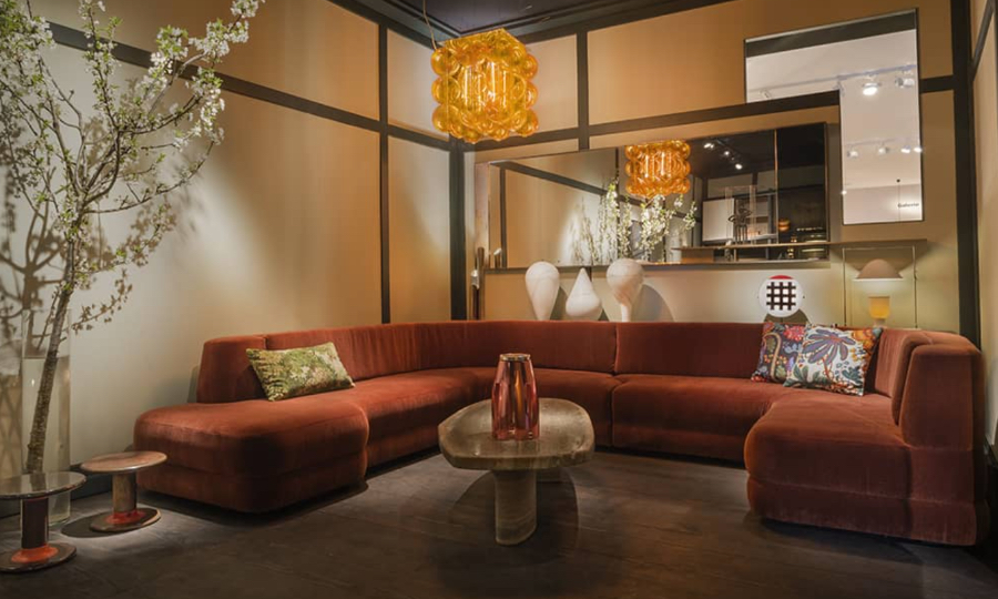 Enjoyable and Cosy Living Room Projects by Charles Zana