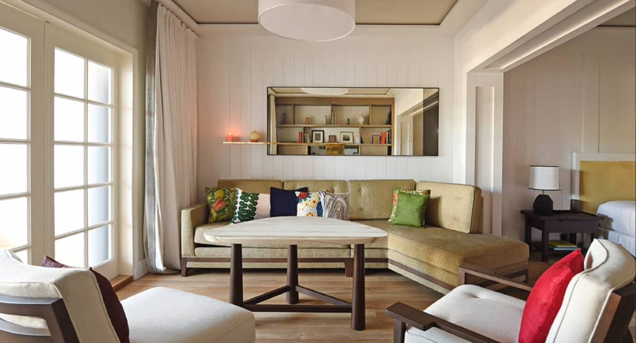 Enjoyable and Cosy Living Room Projects by Charles Zana