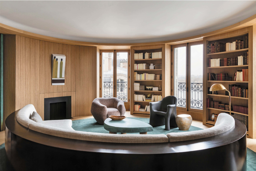 Pierre Yovanovitch living room in quai voltaire