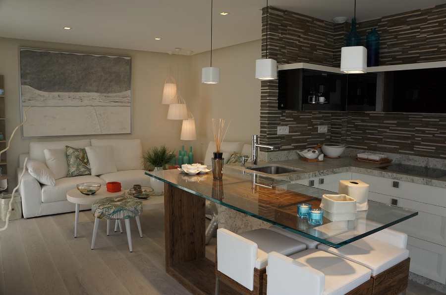 Modern Living Room Decor by Carrillo Projects & Interior Design