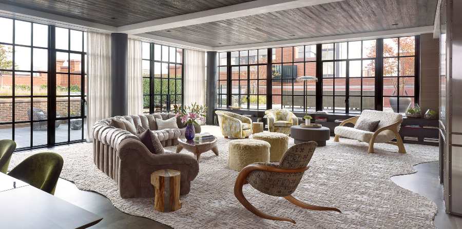 Fox-Nahem Associates, a large and spacious neutral living room in New York City