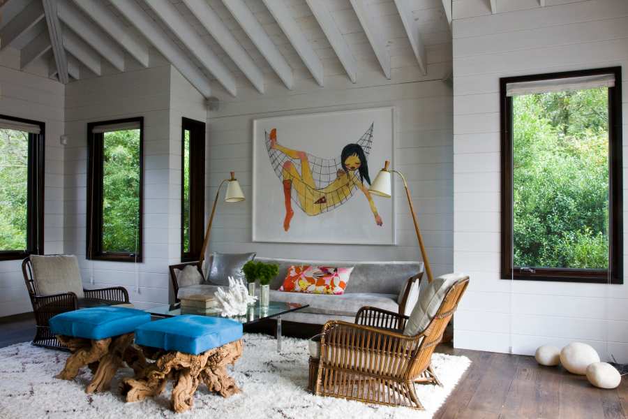 Fox-Nahem Associates, a living room in a beach house with a neutral design decor