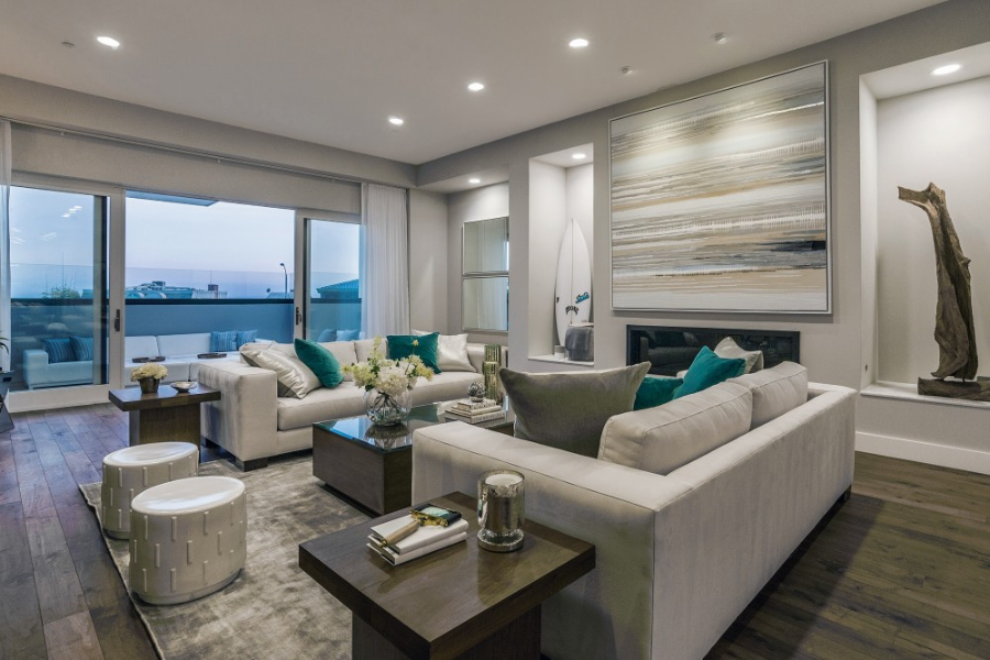 Living room decor ideas with Studio Palomino,  organic elements, blue and green shades
