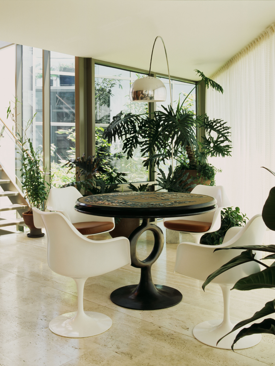 Contemporary Projects, Dining Corner, Unique Chairs