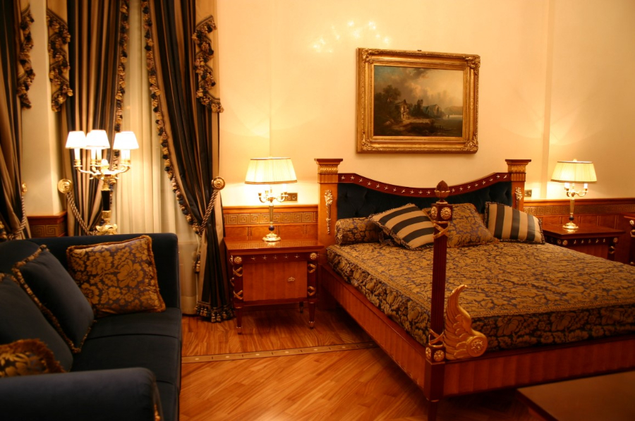 Carlo Pes - Classic Interior Designs, Classic Bedroom 