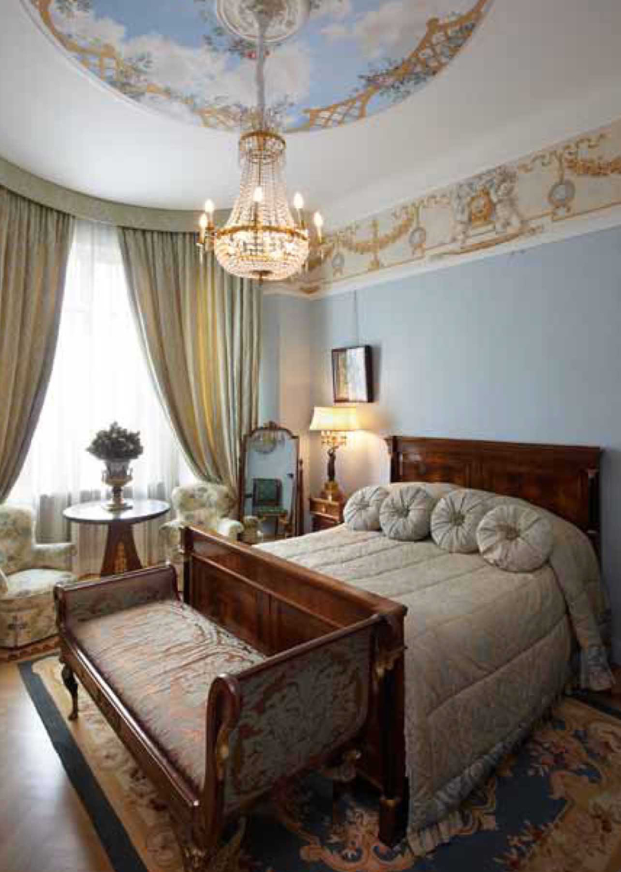 Carlo Pes - Classic Interior Designs, Classic Bedroom 