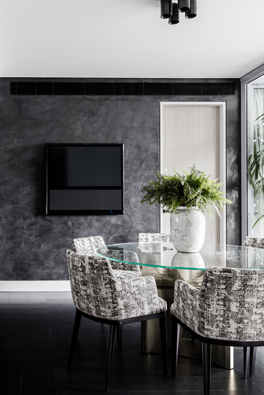 Modern Decor for Dining Room By Brendan Wong Design