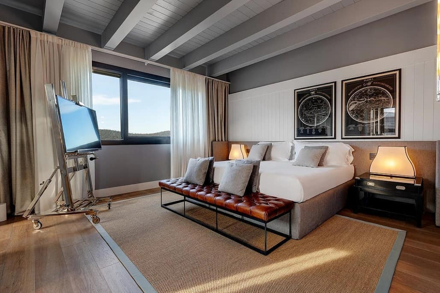 Milan and Rome Modern Interior Design + Andrea Fogli+ Luxury and Comfortable Bedroom