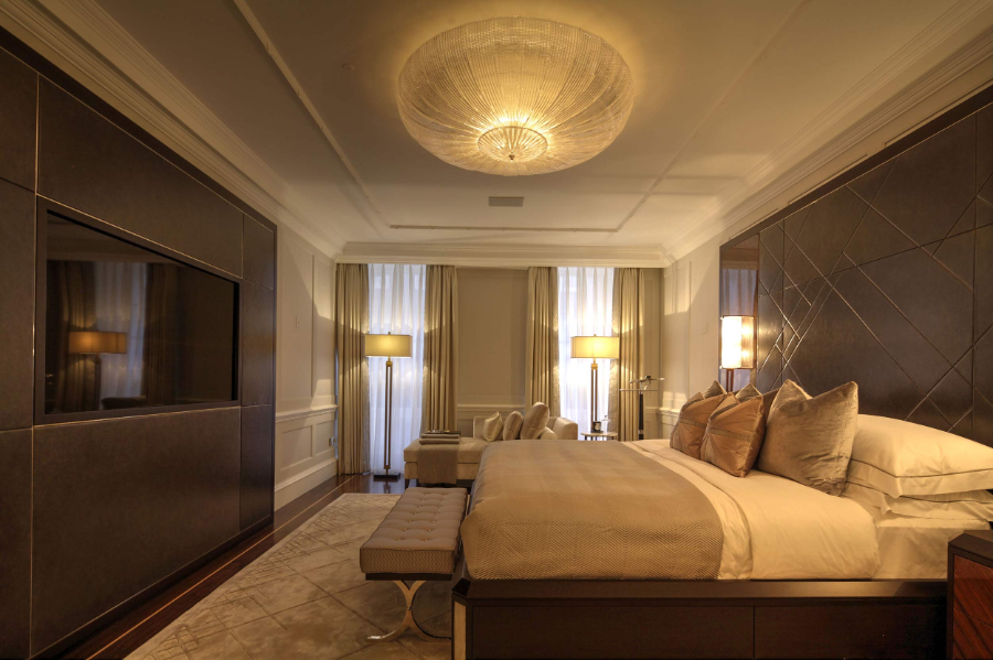 Martin Kemp bedroom with modern furniture
