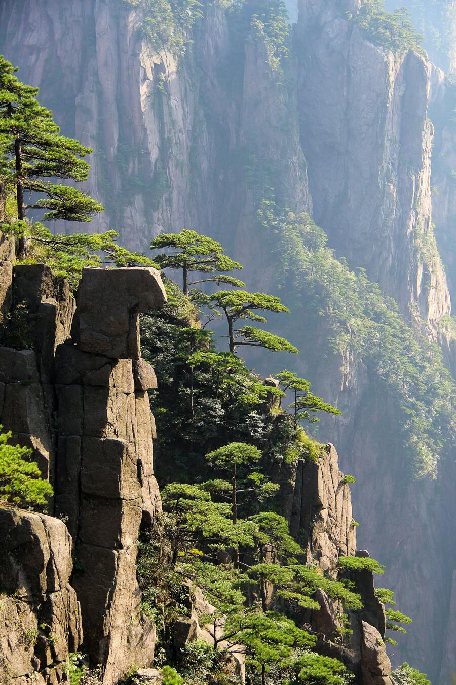 HUANG Mountains