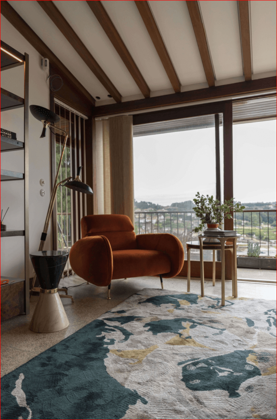 Luxury Tables: 50 Opulent Side Table Gems
