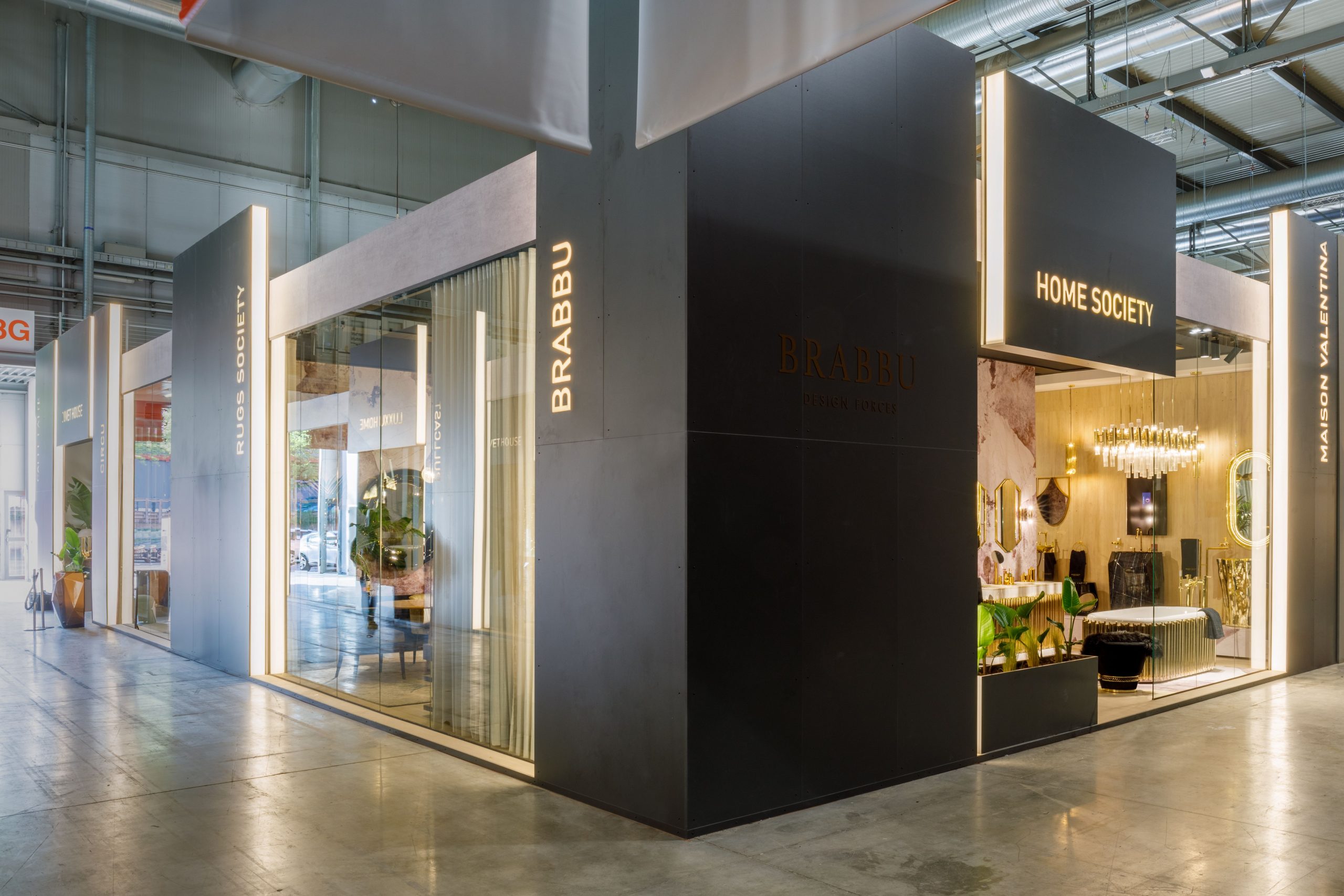 Salone del Mobile Debut: UZU Round Rug
