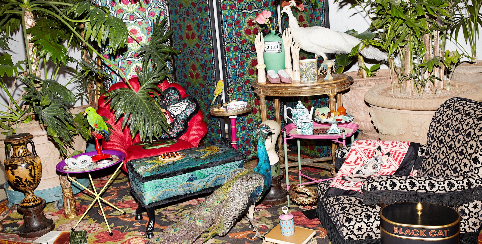 The Best Colour Combinations for Luxury Interiors in 2025