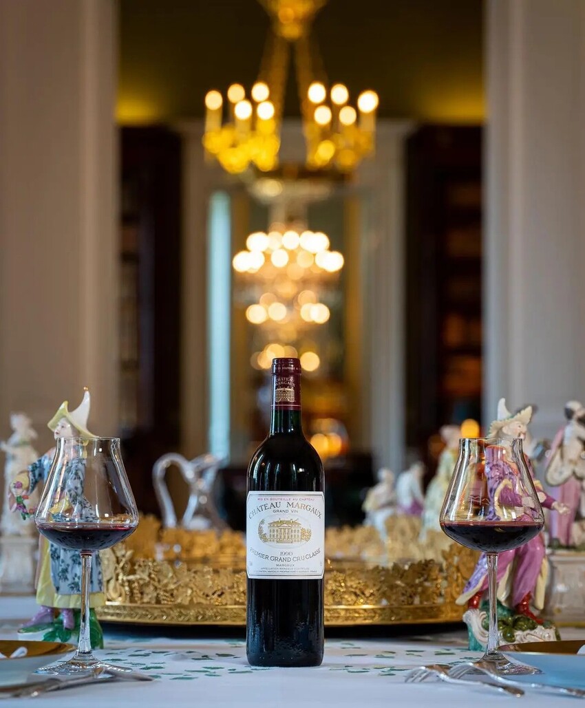 Best Wineries to Visit: Iconic Vineyards with Stunning Interiors