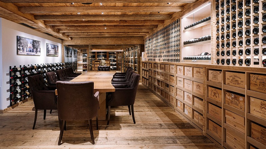 Best Wineries to Visit: Iconic Vineyards with Stunning Interiors