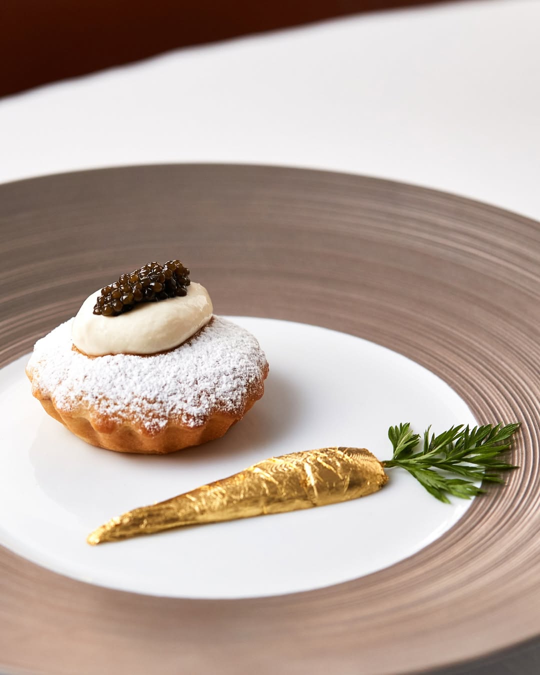 Top 5 Michelin-Starred Restaurants in the UK: Where Gastronomy Meets Design