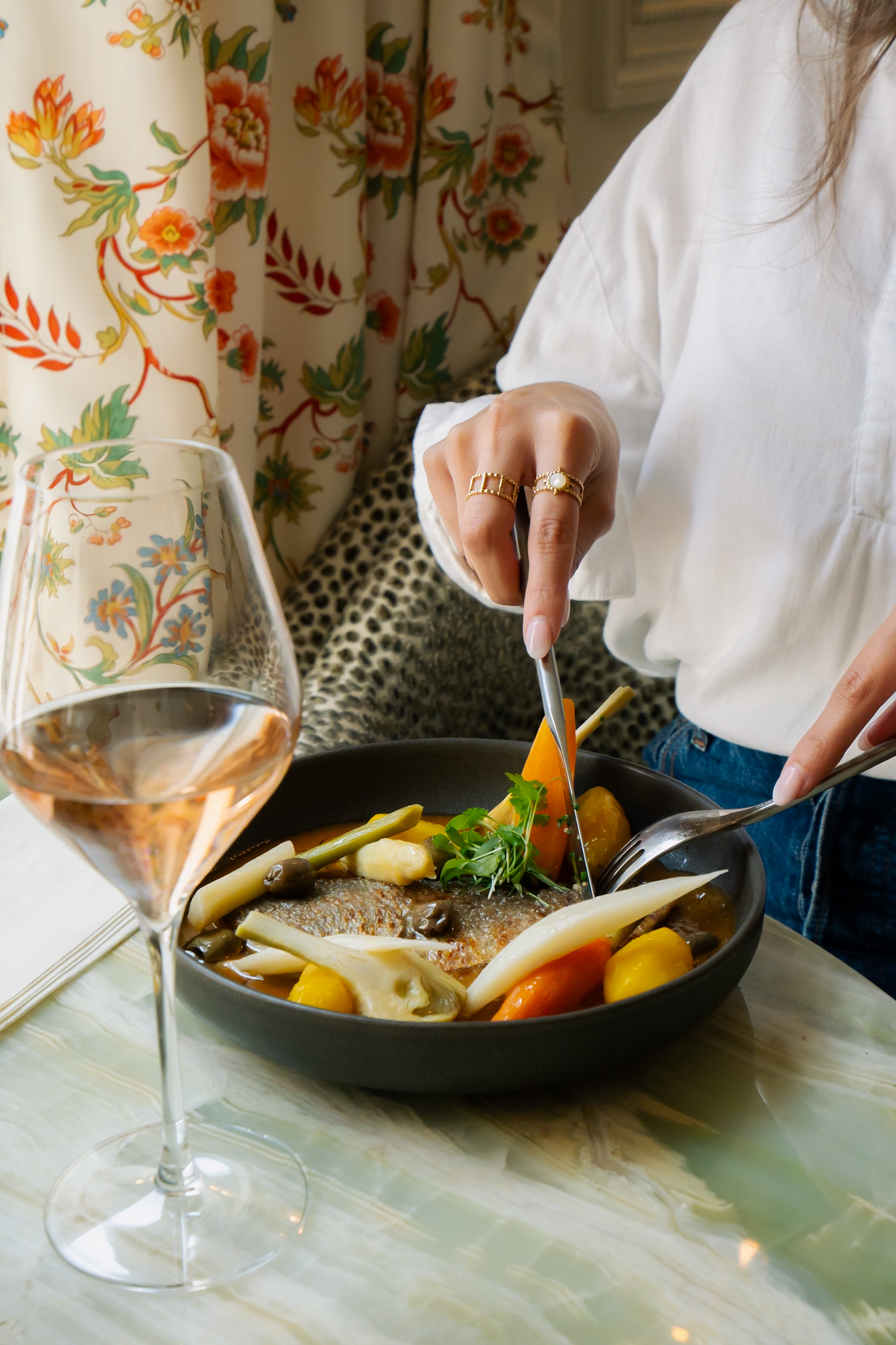 Casetta Restaurant at Hotel Le 5 Particulier: The Countryside in the Heart of Paris | BRABBU