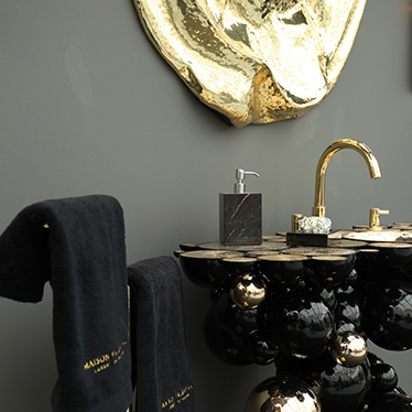 BRABBU was also a part of the DECOREX event by integrating the Covet House Stand - Booth H47 - as one of the chosen brands that are shaping the most glamourous lounge trends.