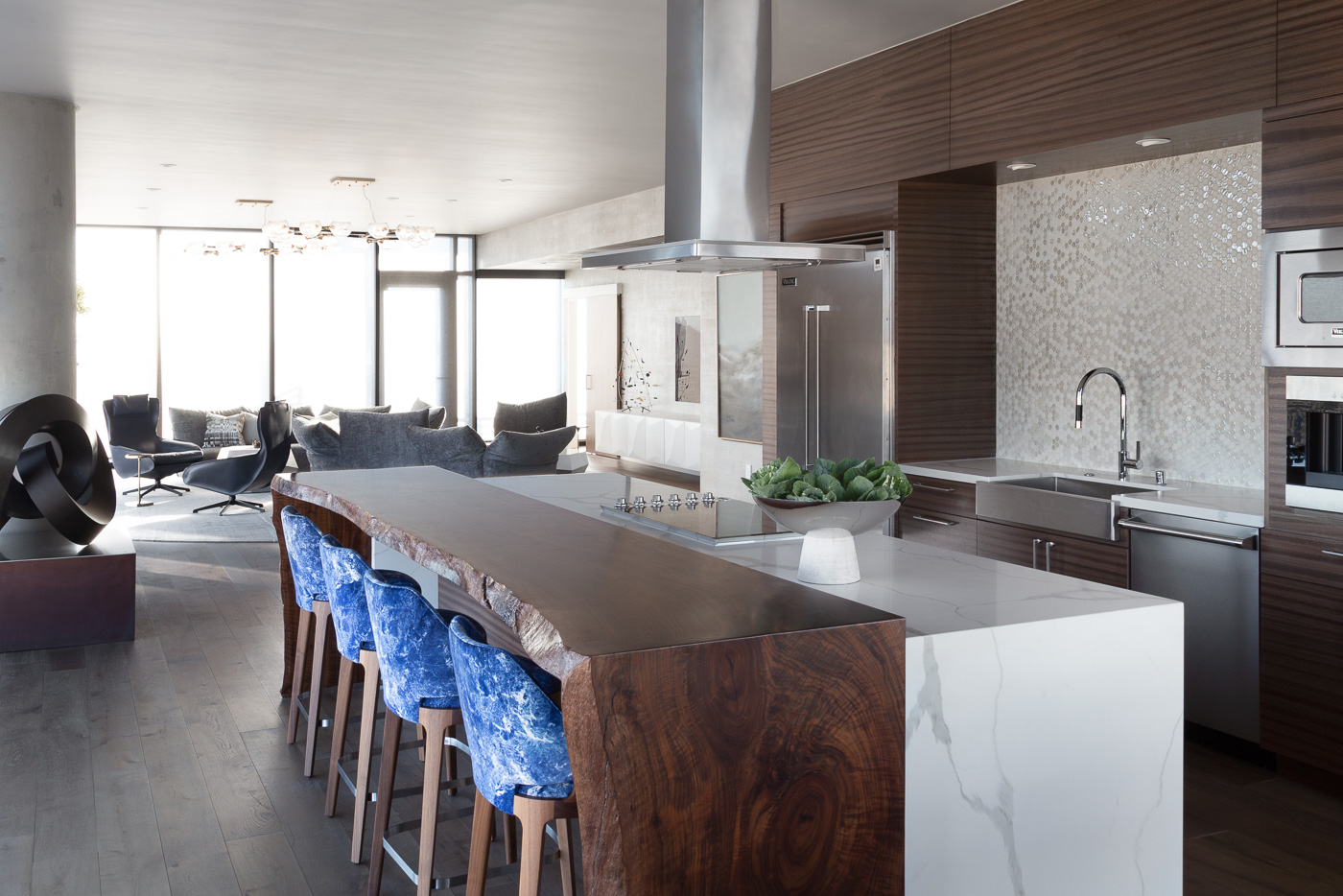 Contemporary Penthouse in California by Benning Design Constructions