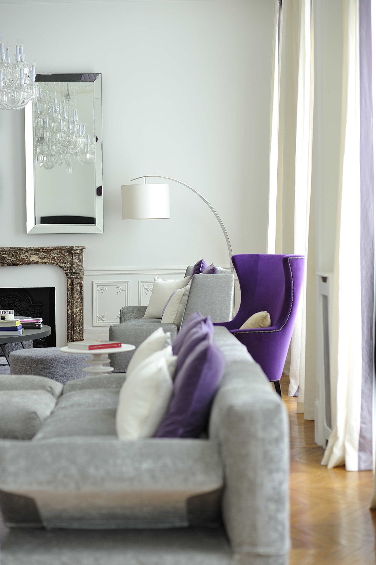 Arty Chic Apartment By PFB Design